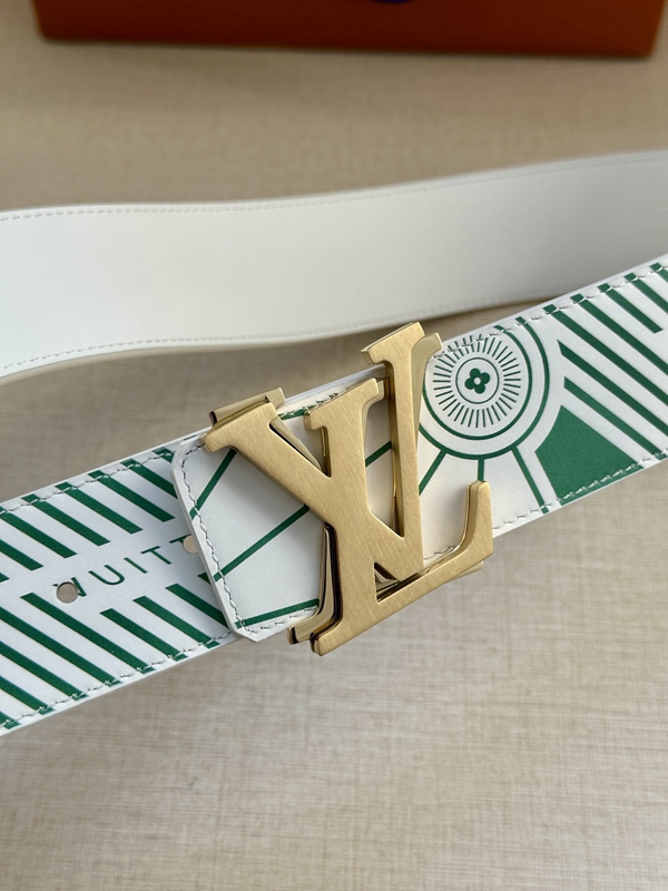 激安ルイヴィトンベルト背面デザイン